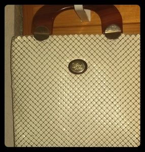 *PRE LOVED* Vintage Whiting & Davis Mesh Metal Bag